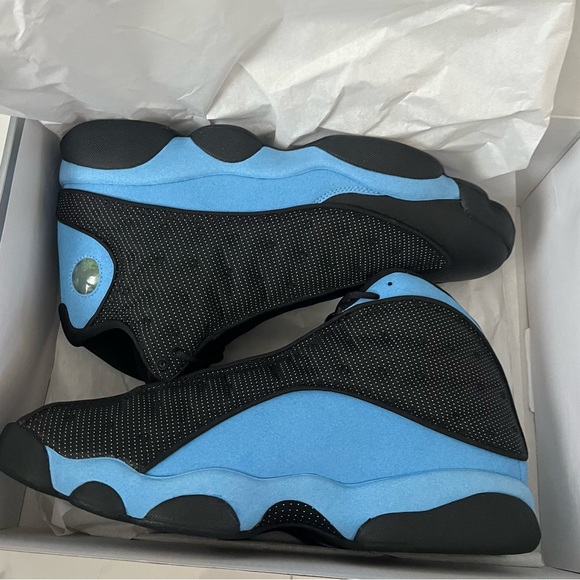 Air Jordan 13 - Picture 6 of 7